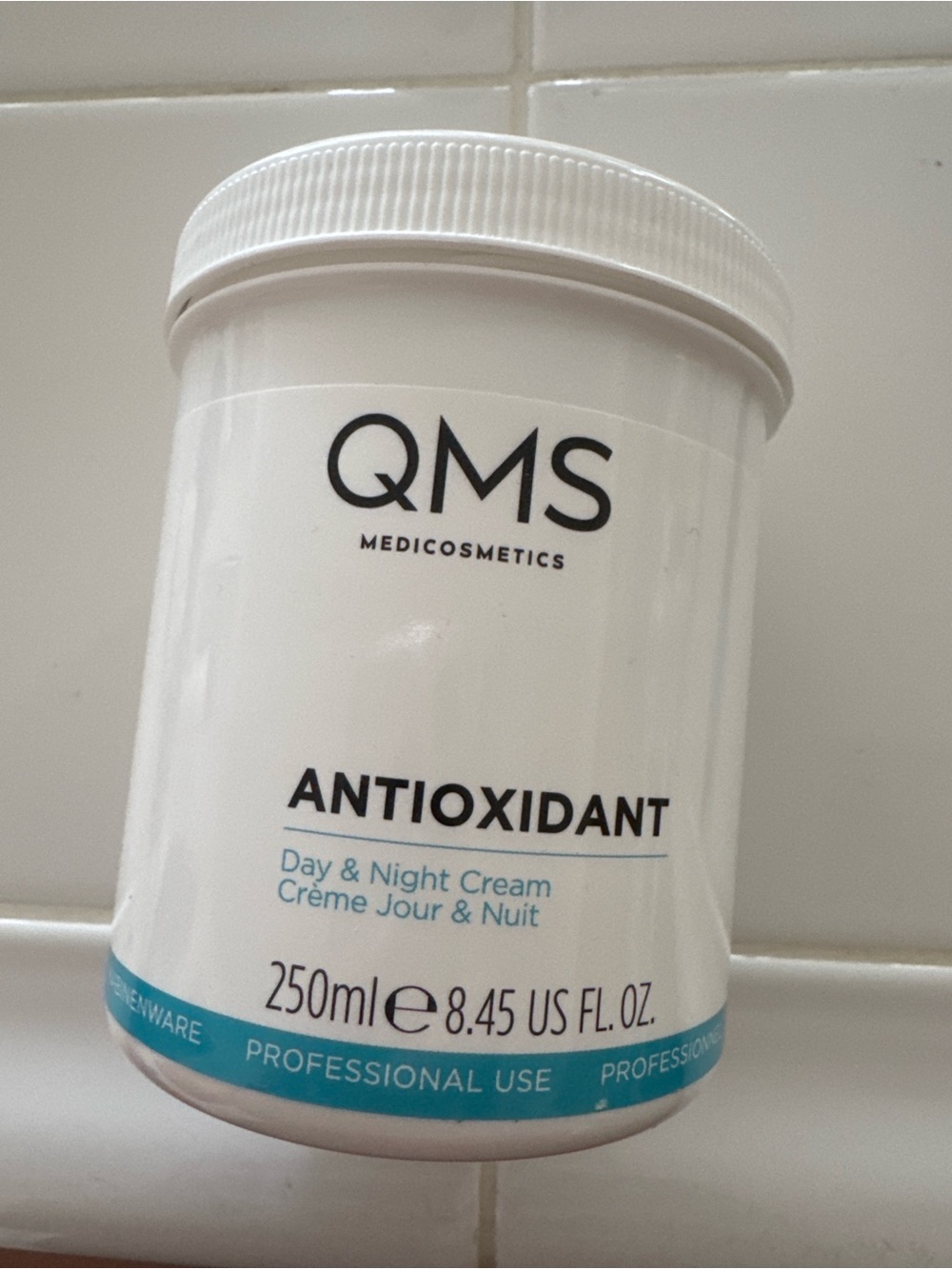 QMS Antioxidant Day & Night Cream - PROFESSIONAL SALON SIZE